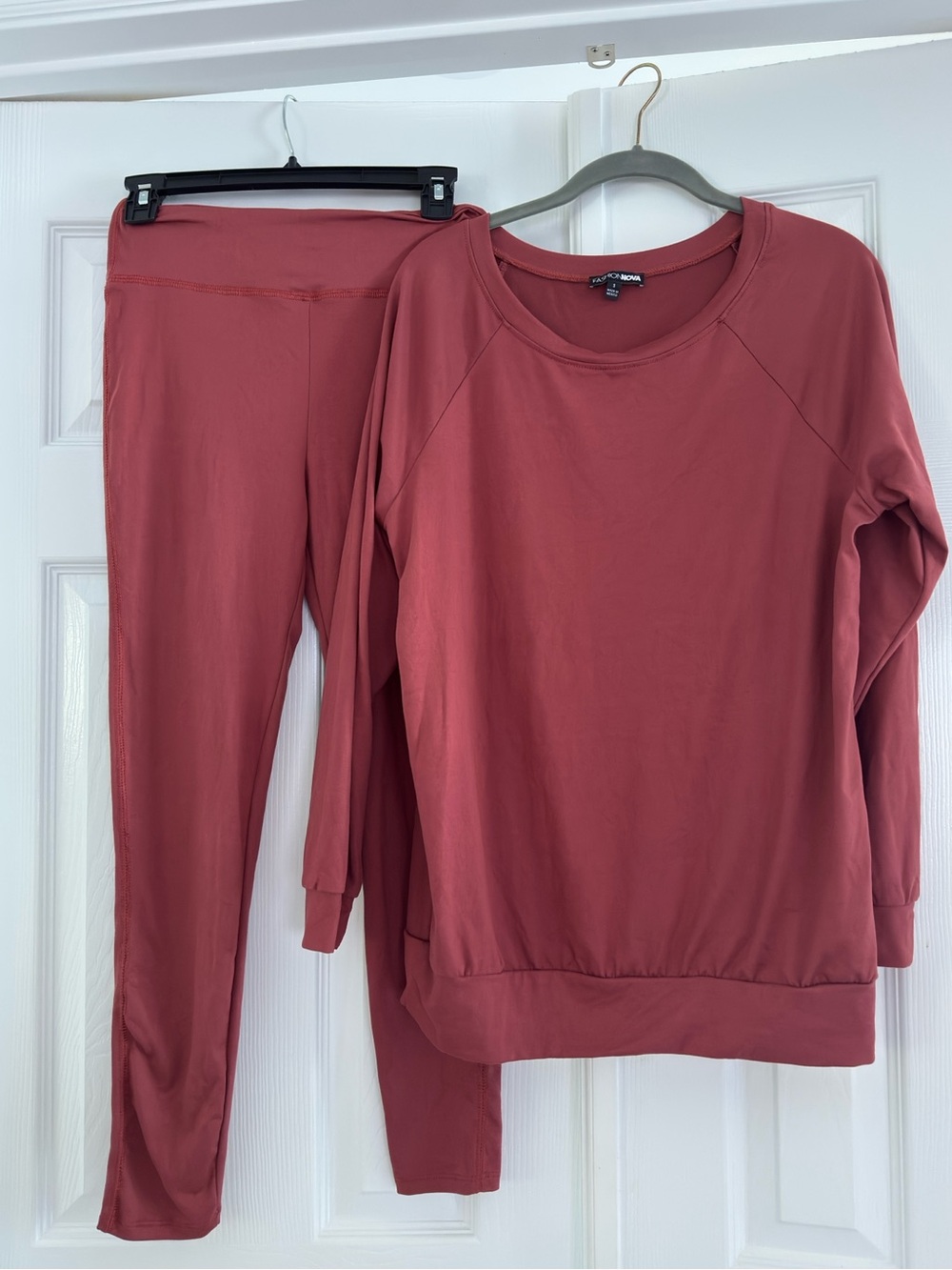 Fashion Nova Comfort Crewneck & Legging Set - Dusty Rose